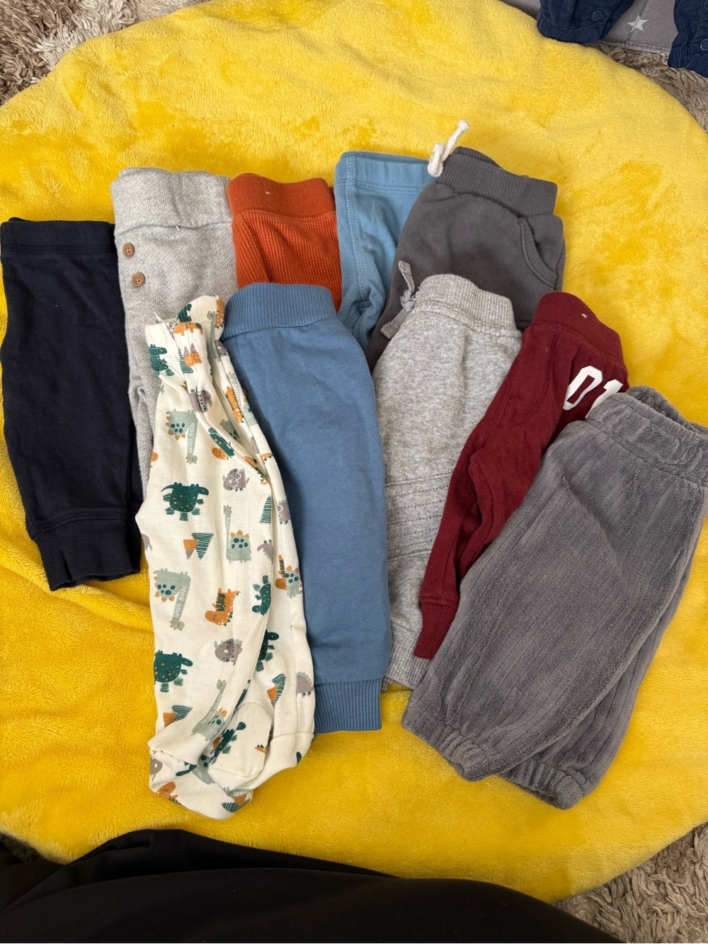 Bundle of 0-3 months pants